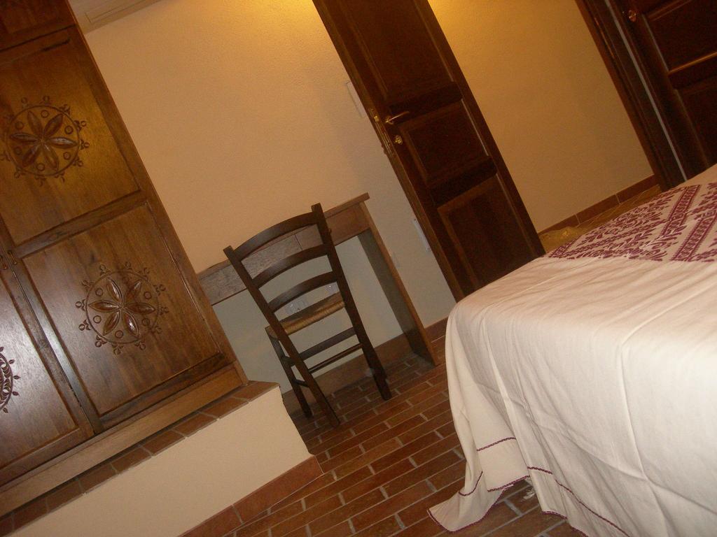 Agriturismo Battaglia Villamassargia Номер фото